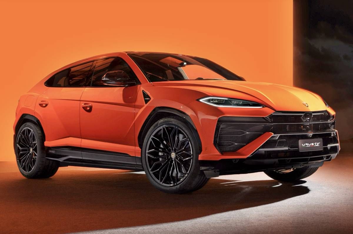 Lamborghini Urus SE revealed as range-topping 800hp plug-...